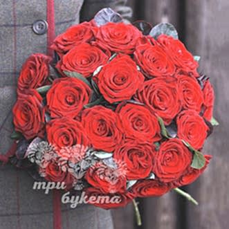 Букет на 14 февраля из красных роз