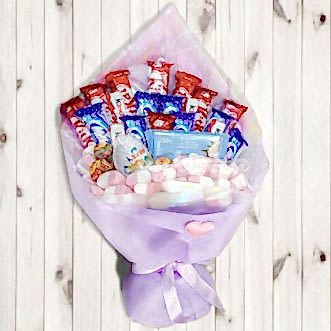 Букет из конфет и батончиков